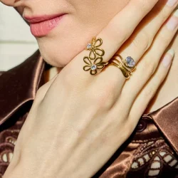 Bague fleur acier inoxydable – design double pétales et zircon