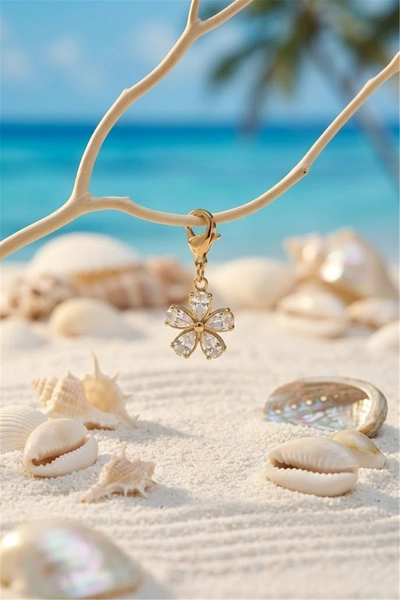 charms-fleur-zircon-en-acier-inoxydable-l-eclat-de-la-feminite_dore_6a4038c0d07d9.jpg