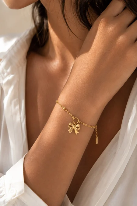 bracelet-dore-noeud-fin-acier-inoxydable-chic_dore_6a83b06115e33.jpg
