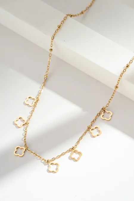 collier-trefle-delicat-acier-inoxydable-dore-fin-elegant-tendance-femm_dore_6a6f4189c3019.jpg