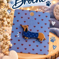 Broche teckel bleu